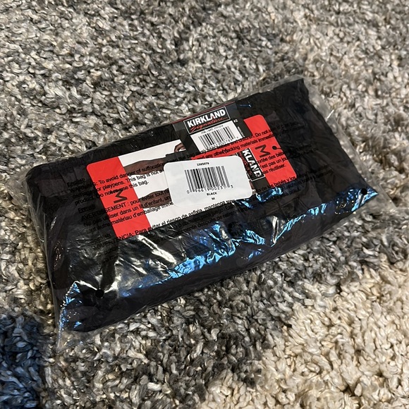 Kirkland Signature Men's Swim Shorts, Black Camouflage - Picture 7 of 12